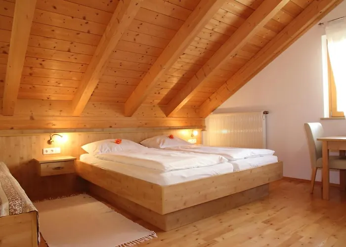 Gaestehaus Burgmayr Pensión 3*