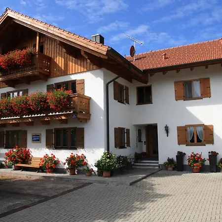 Guest house Gaestehaus Burgmayr *