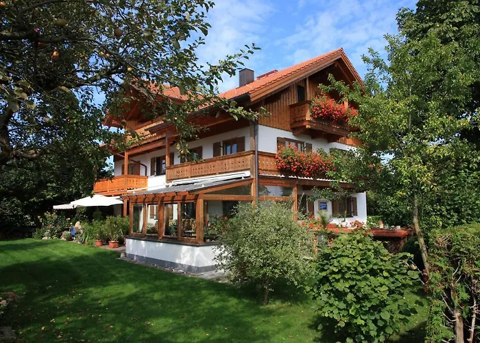 Gaestehaus Burgmayr Πανσιόν 3*